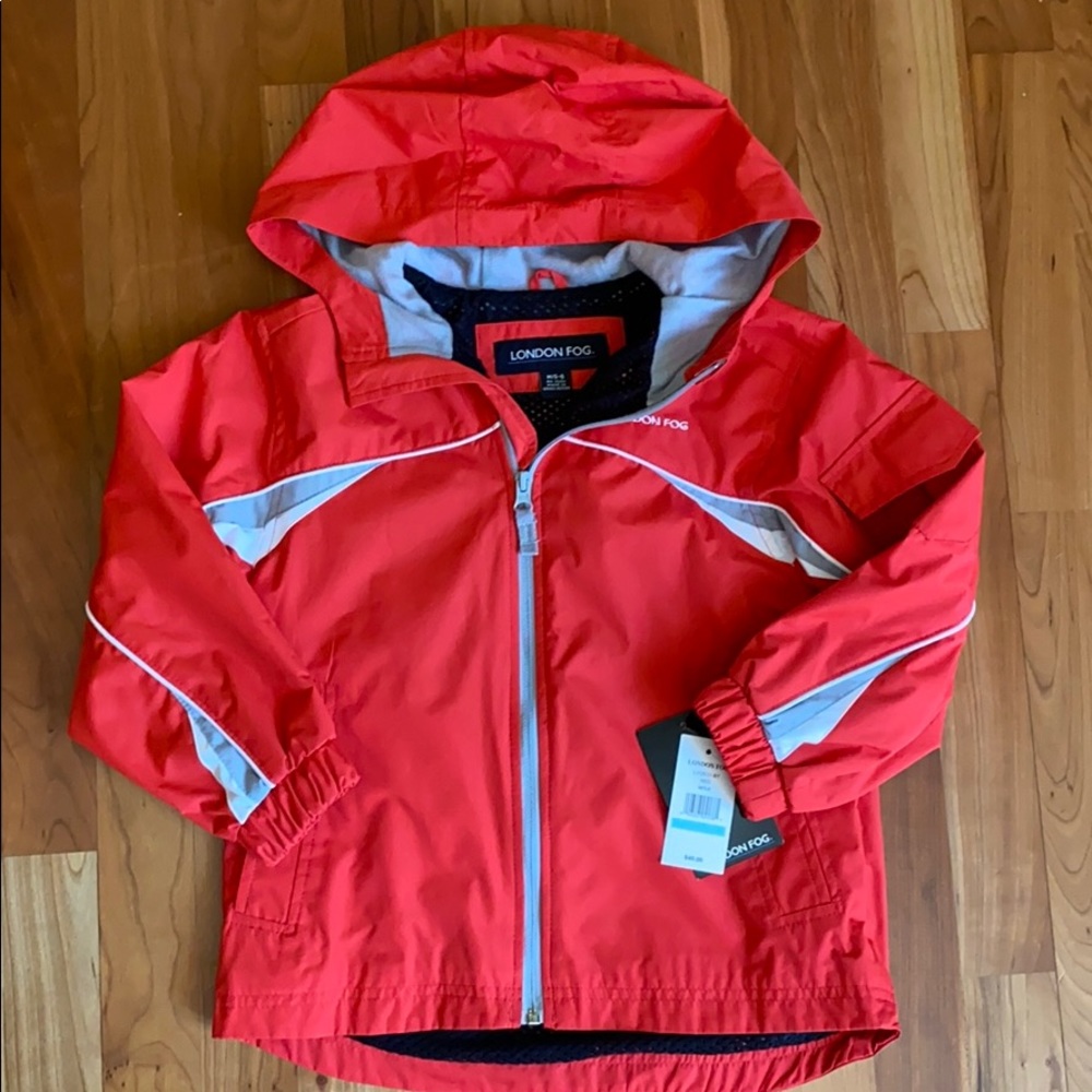Boy’s size 5/6 Red London Fog light jacket, NWT